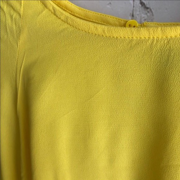 🌸Code X Mode Yellow Blouse - Picture 5 of 7